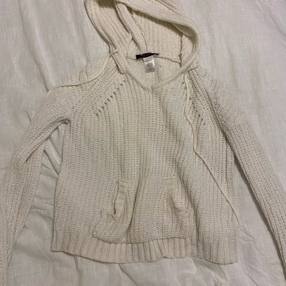 Women’s sweater